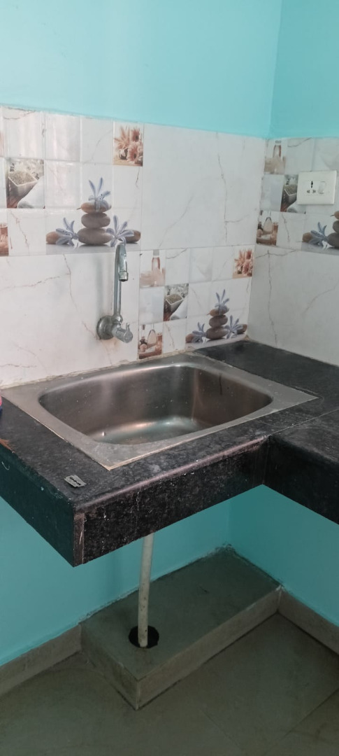 Unfurnished 3bhk in Zoo-Narengi Rd, RBI Colony, Guwahati, Assam, India for Rent